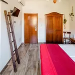 Maremmano Oda ve Kahvaltı 3*
